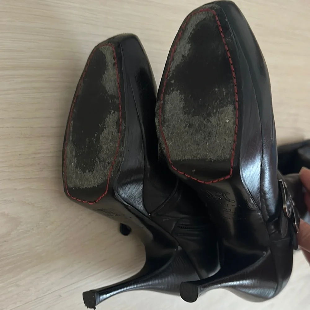 Black Leather Women's Boots